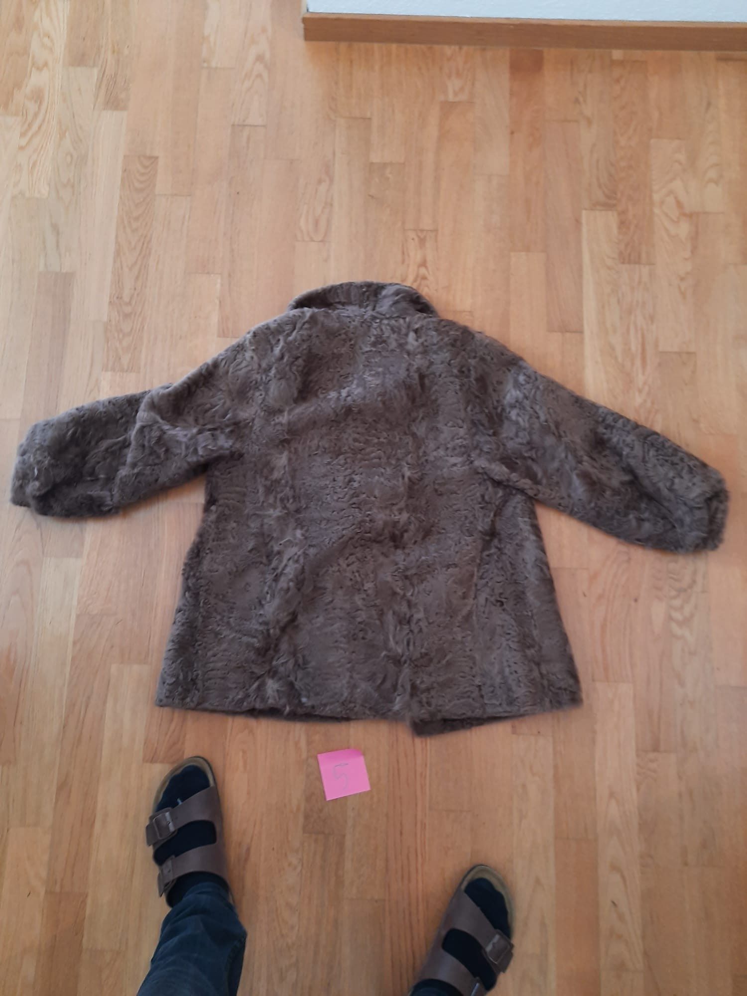 Eingereichtes Pelzstück – Beispiel 226.4 Bild 5