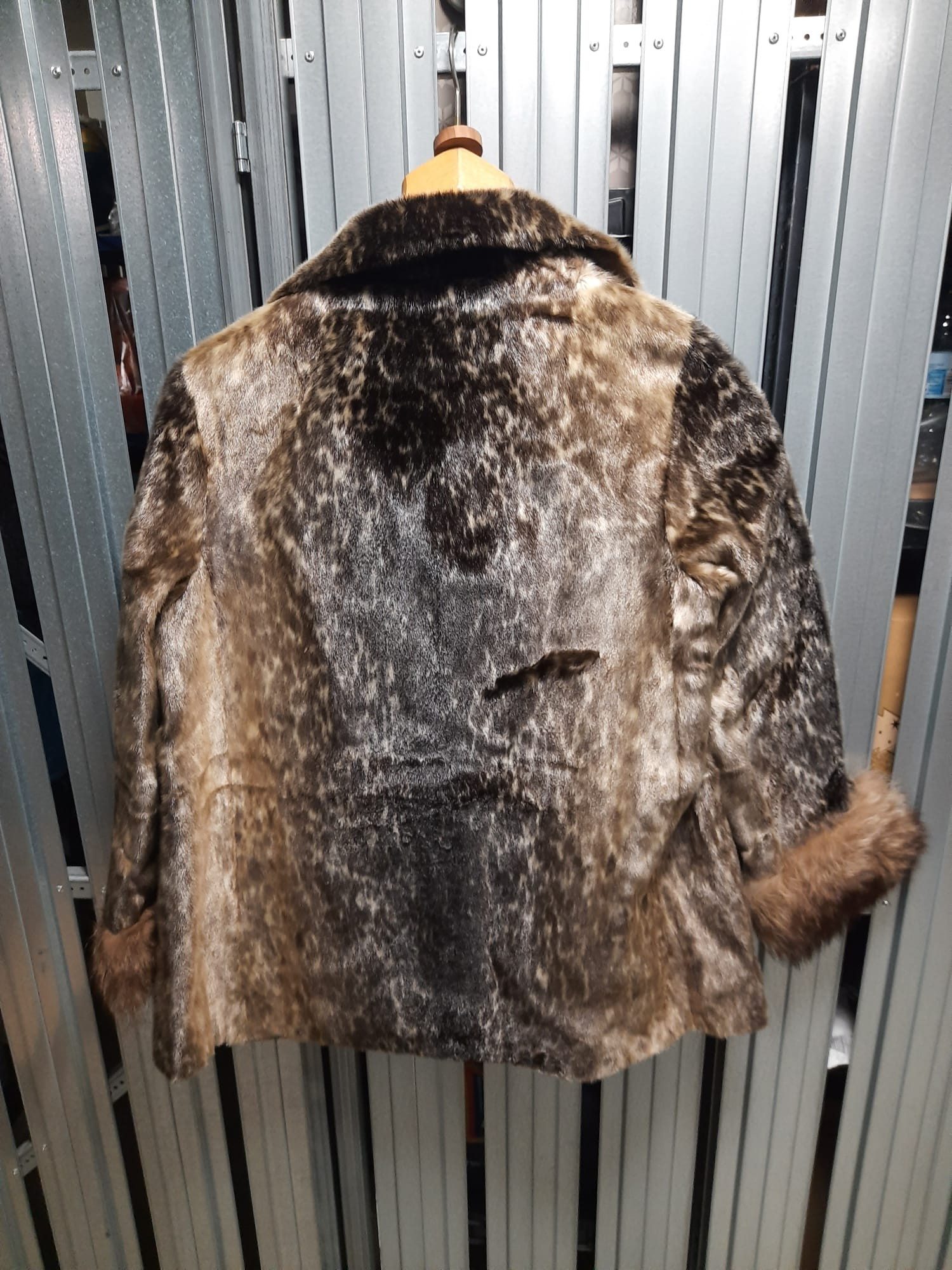 Eingereichtes Pelzstück – Beispiel 226.3 Bild 4