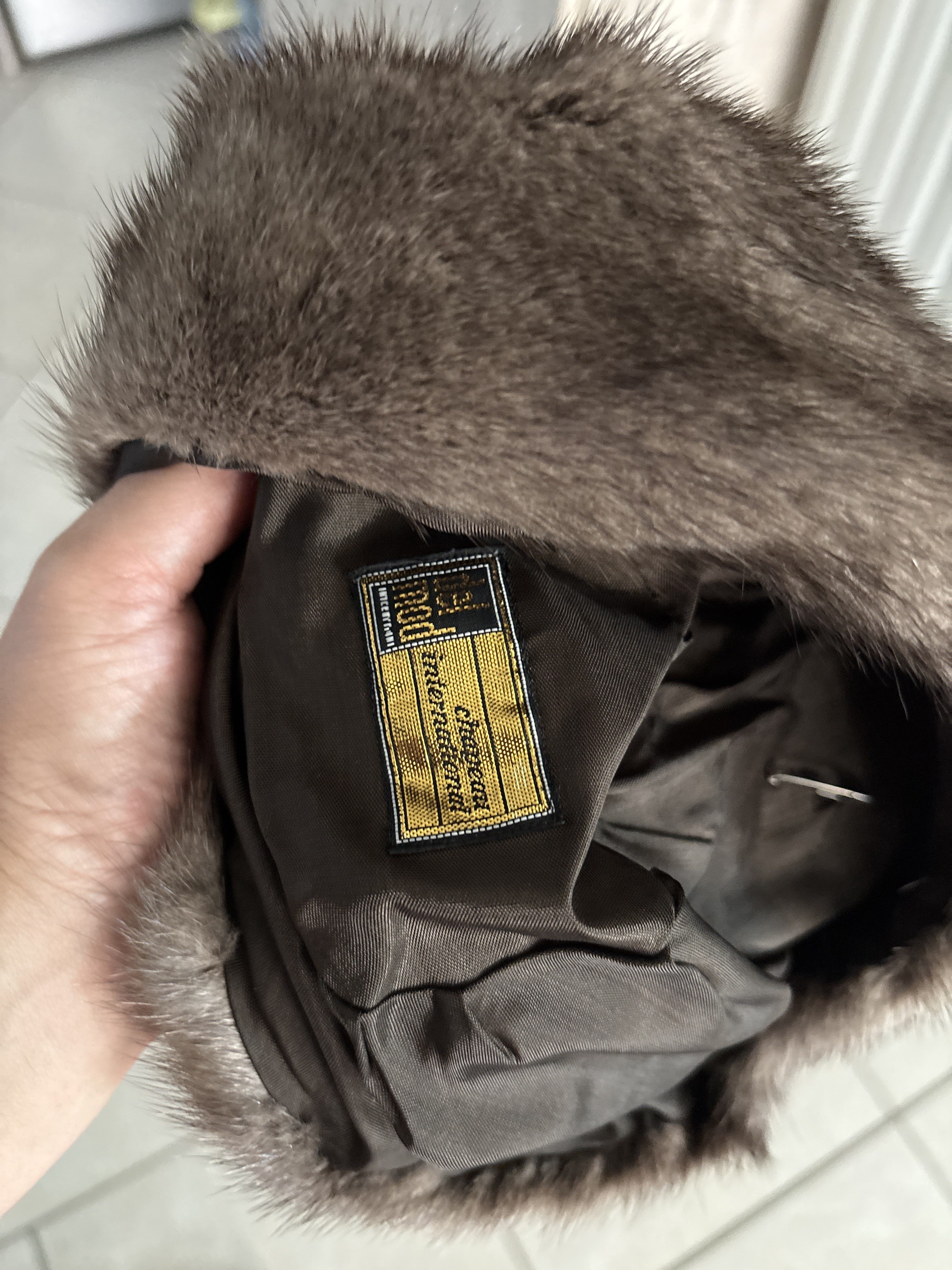 Eingereichtes Pelzstück – Beispiel 119.4 Bild 3