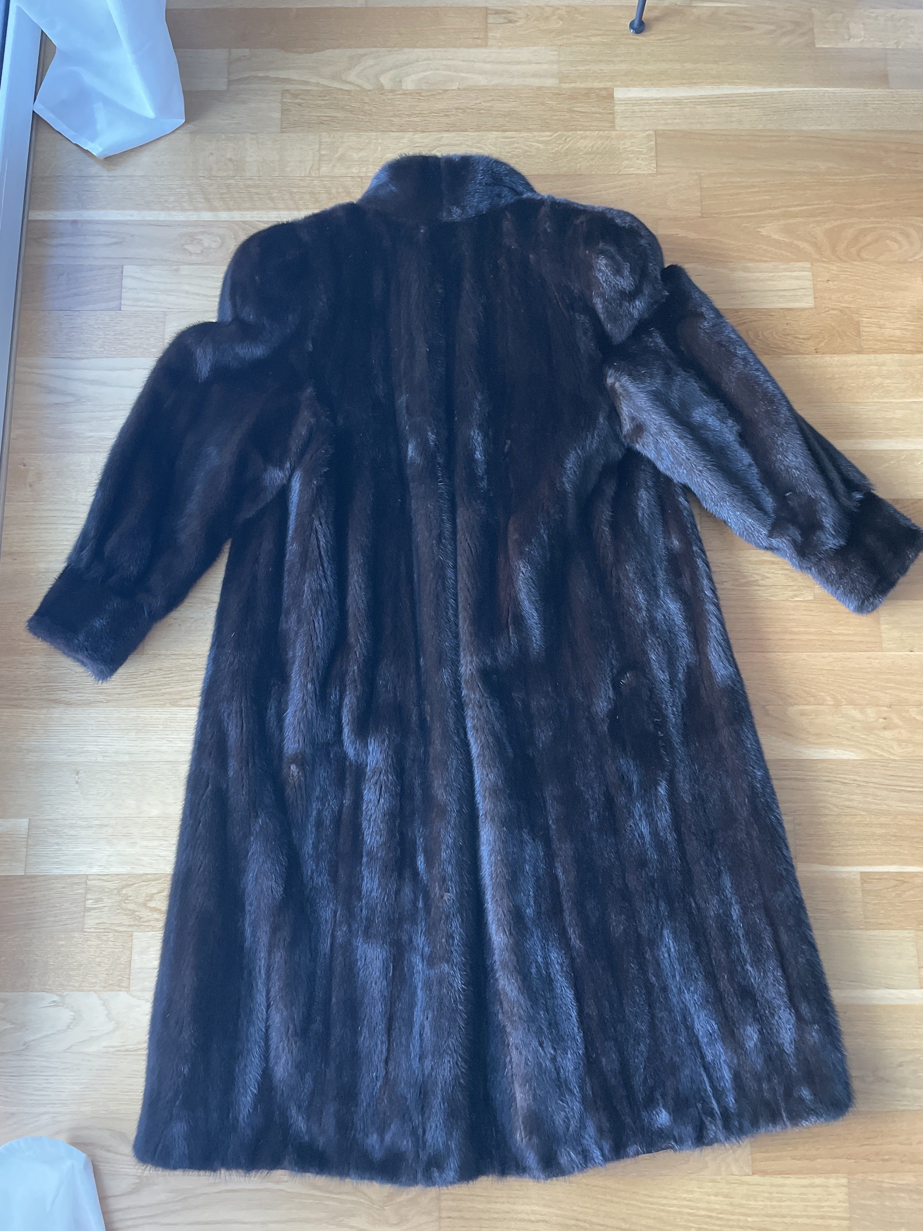 Eingereichtes Pelzstück – Beispiel 254.1 Bild 4