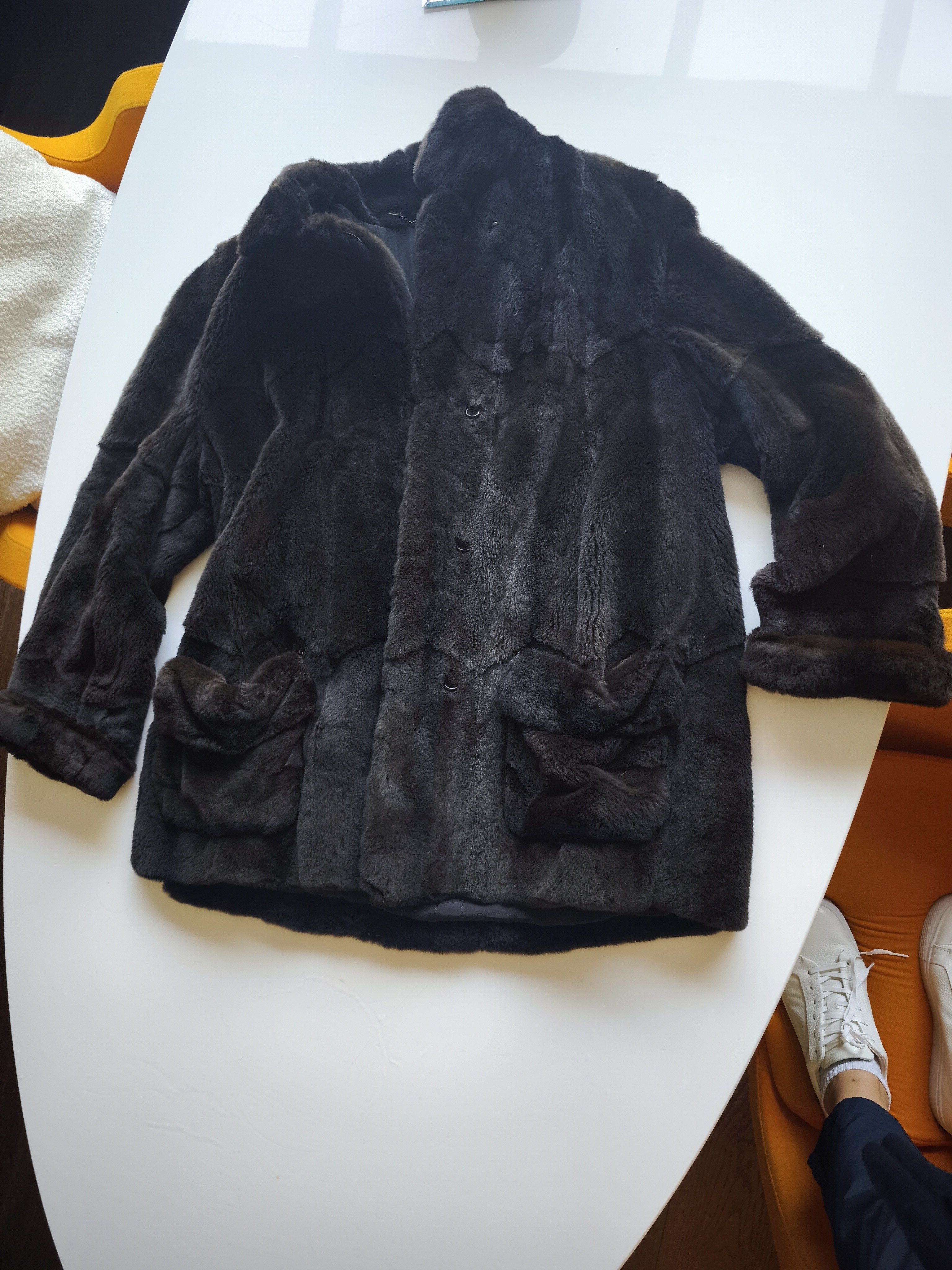 Eingereichtes Pelzstück – Beispiel 129 Bild 9