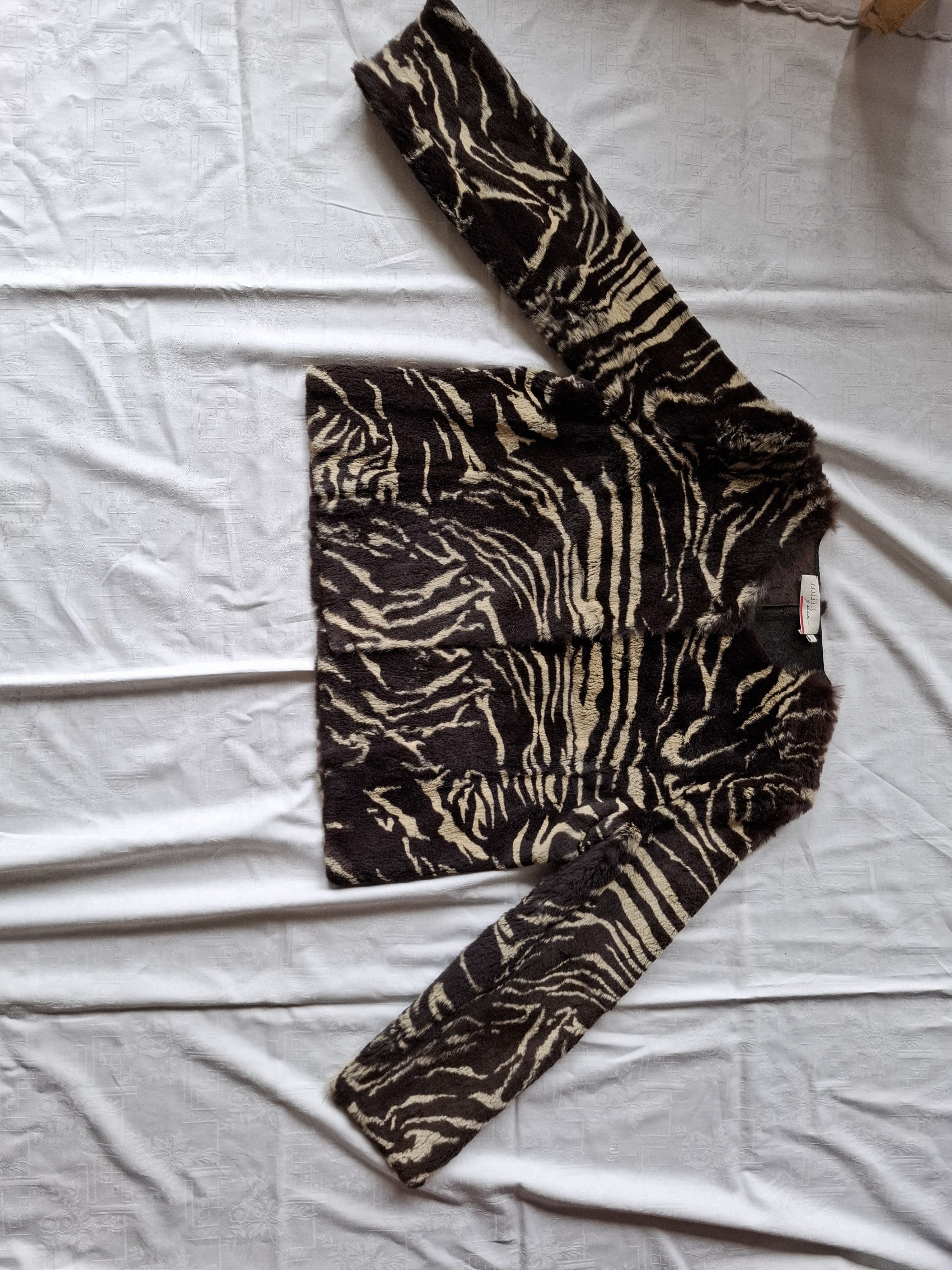 Eingereichtes Pelzstück – Beispiel 47.7 Bild 4