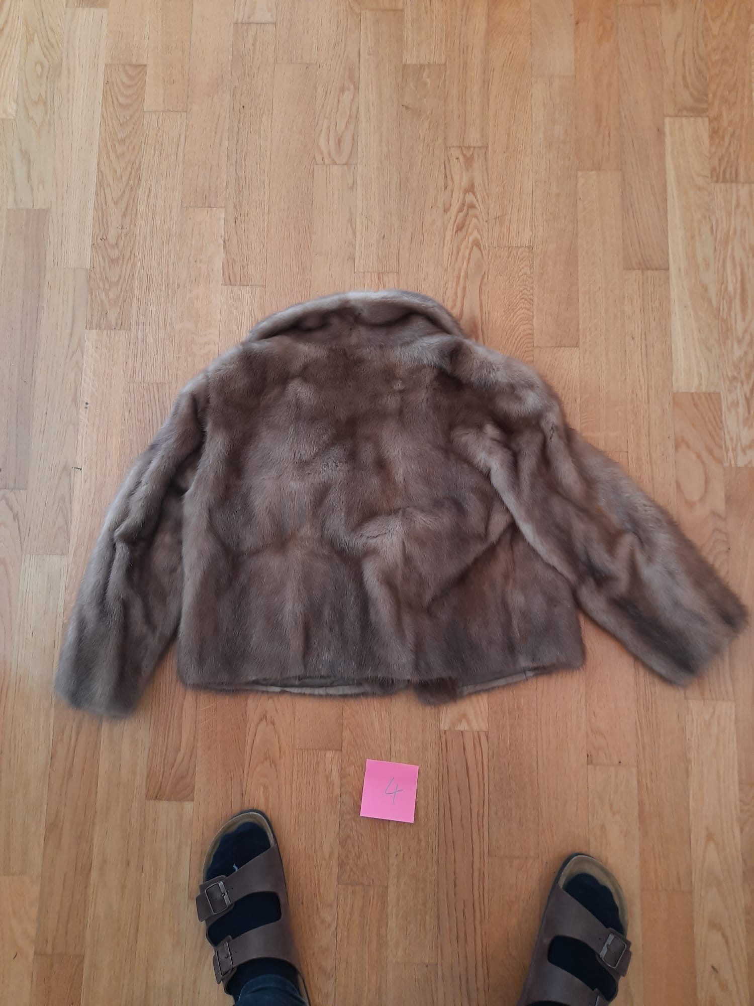 Eingereichtes Pelzstück – Beispiel 226.5 Bild 6