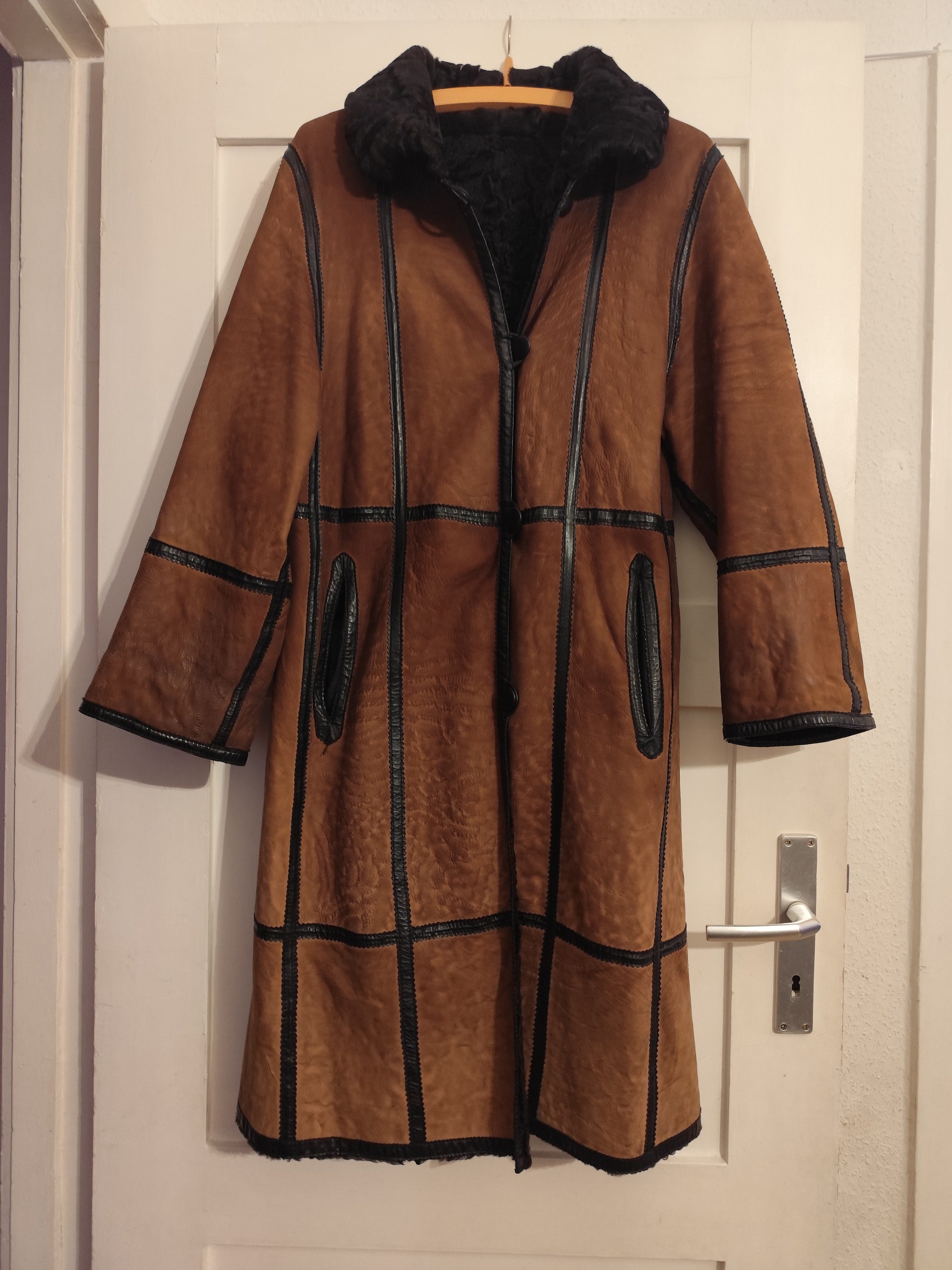 Eingereichtes Pelzstück – Beispiel 3 Bild 1