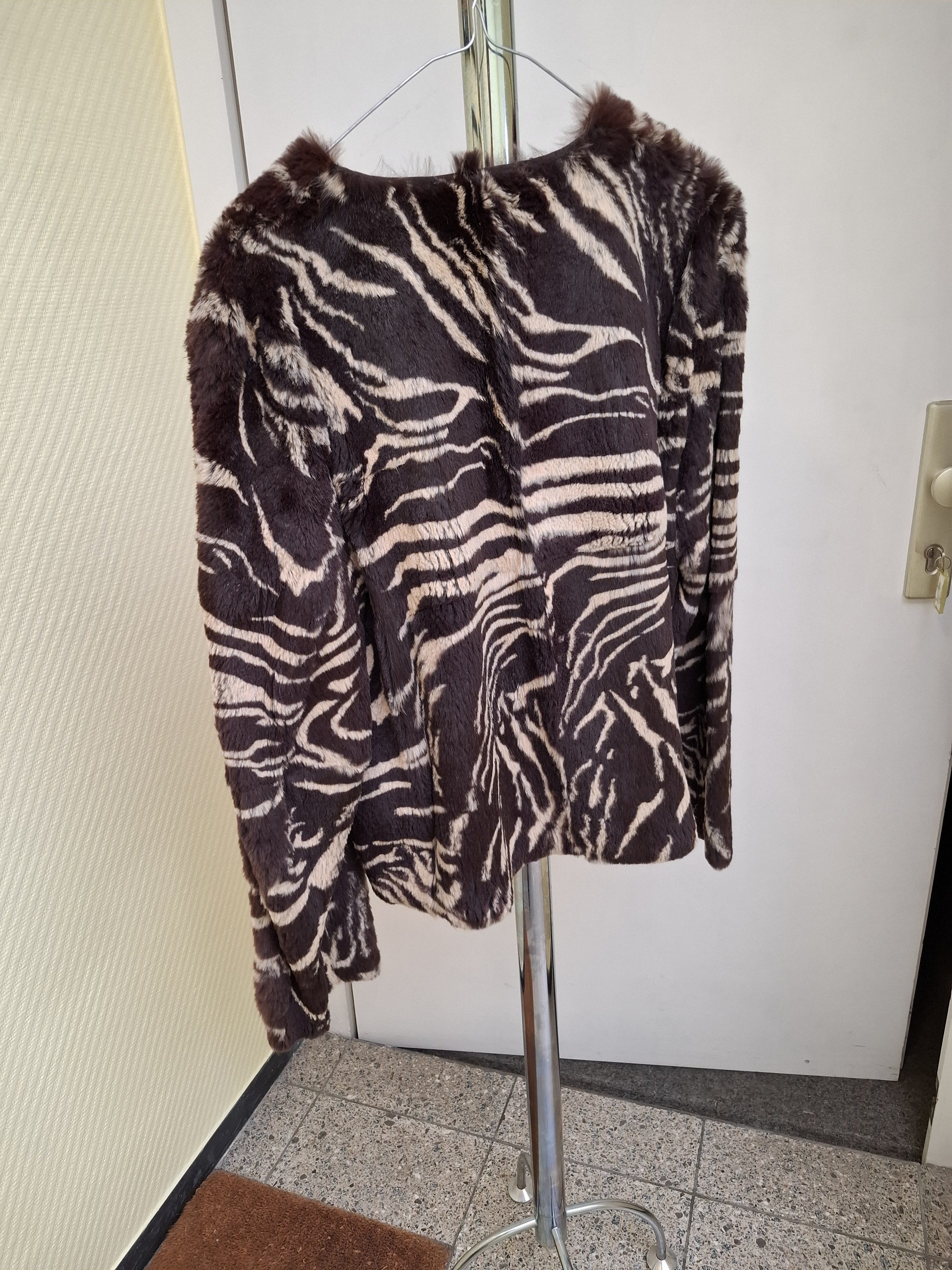 Eingereichtes Pelzstück – Beispiel 47.7 Bild 2