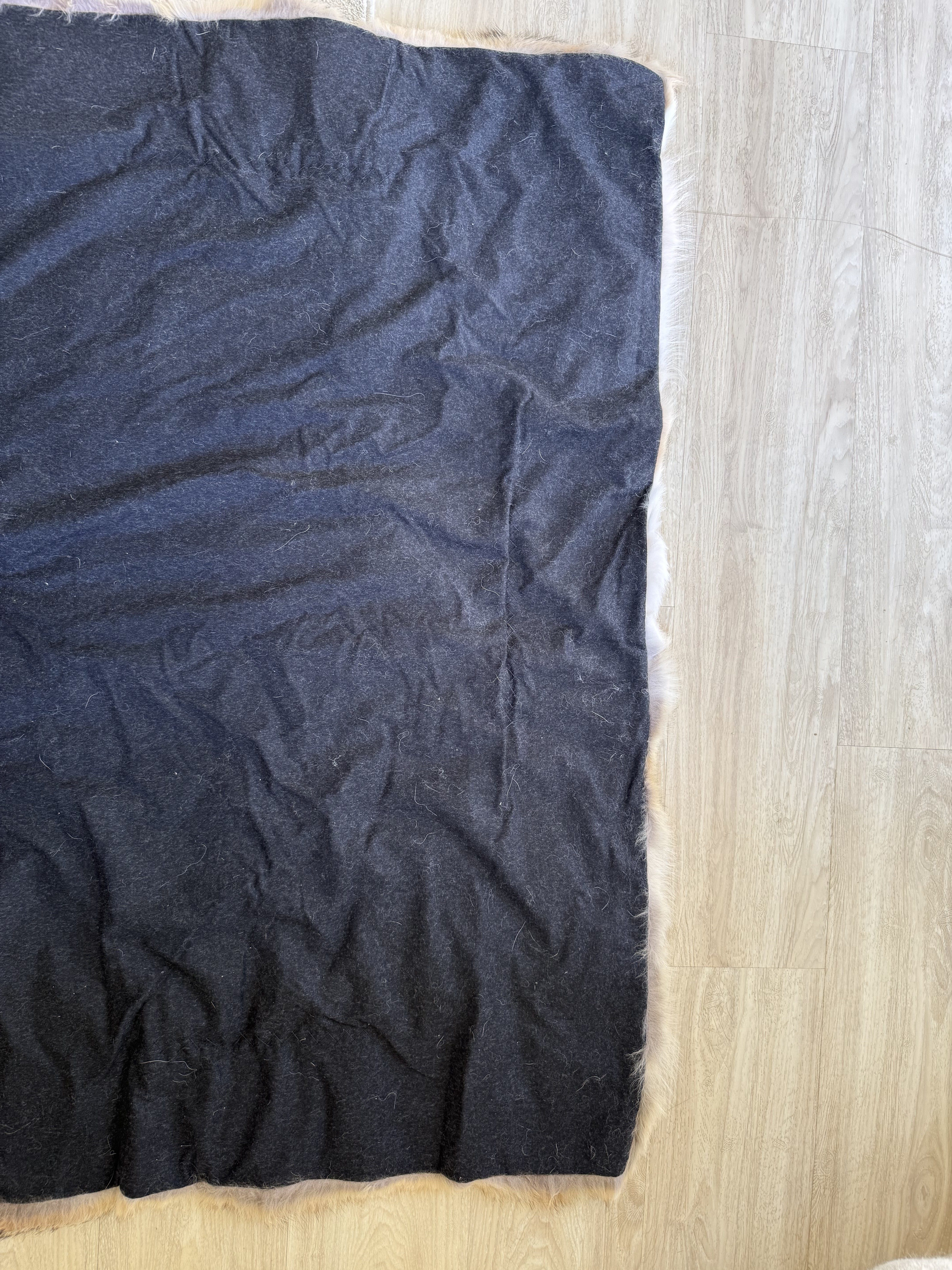 Eingereichtes Pelzstück – Beispiel 127 Bild 7