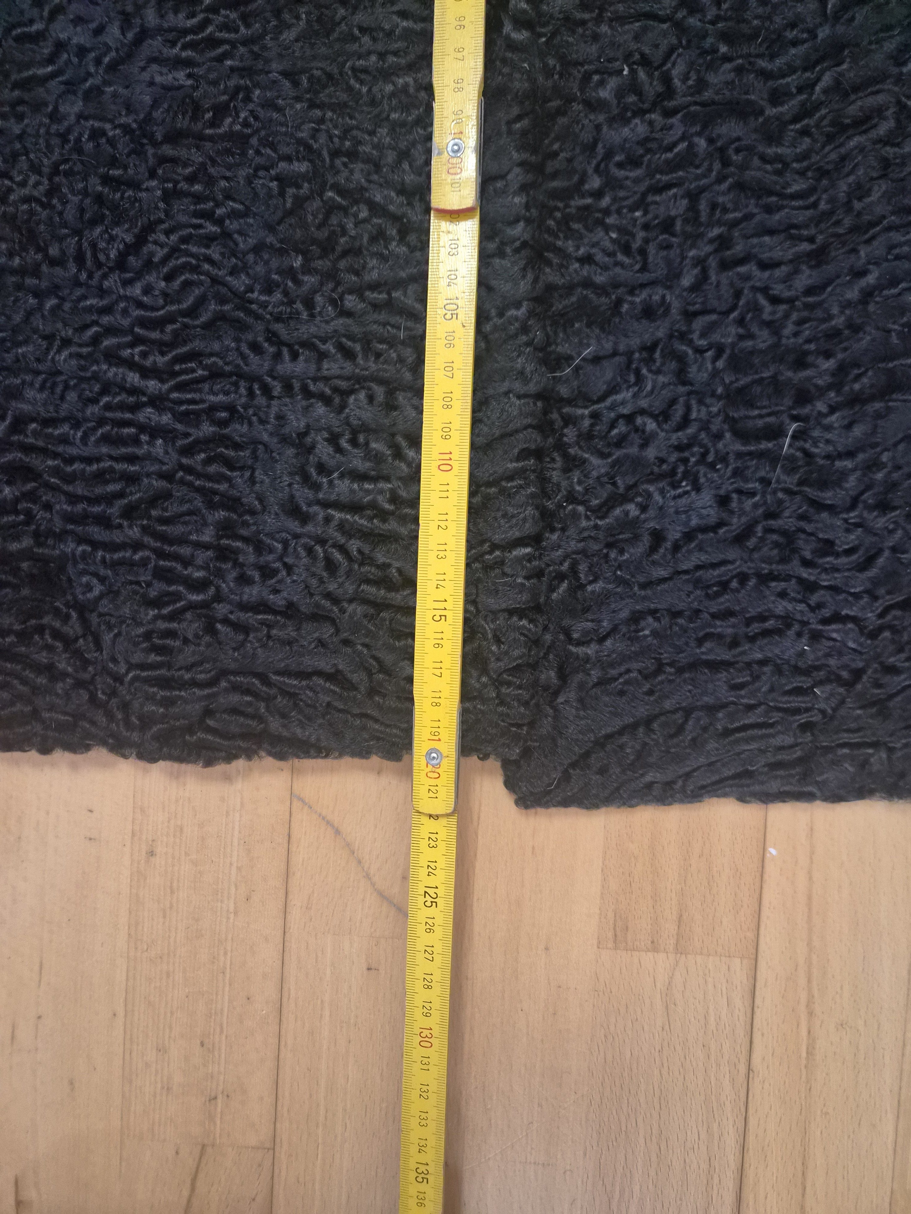 Eingereichtes Pelzstück – Beispiel 160.1 Bild 24