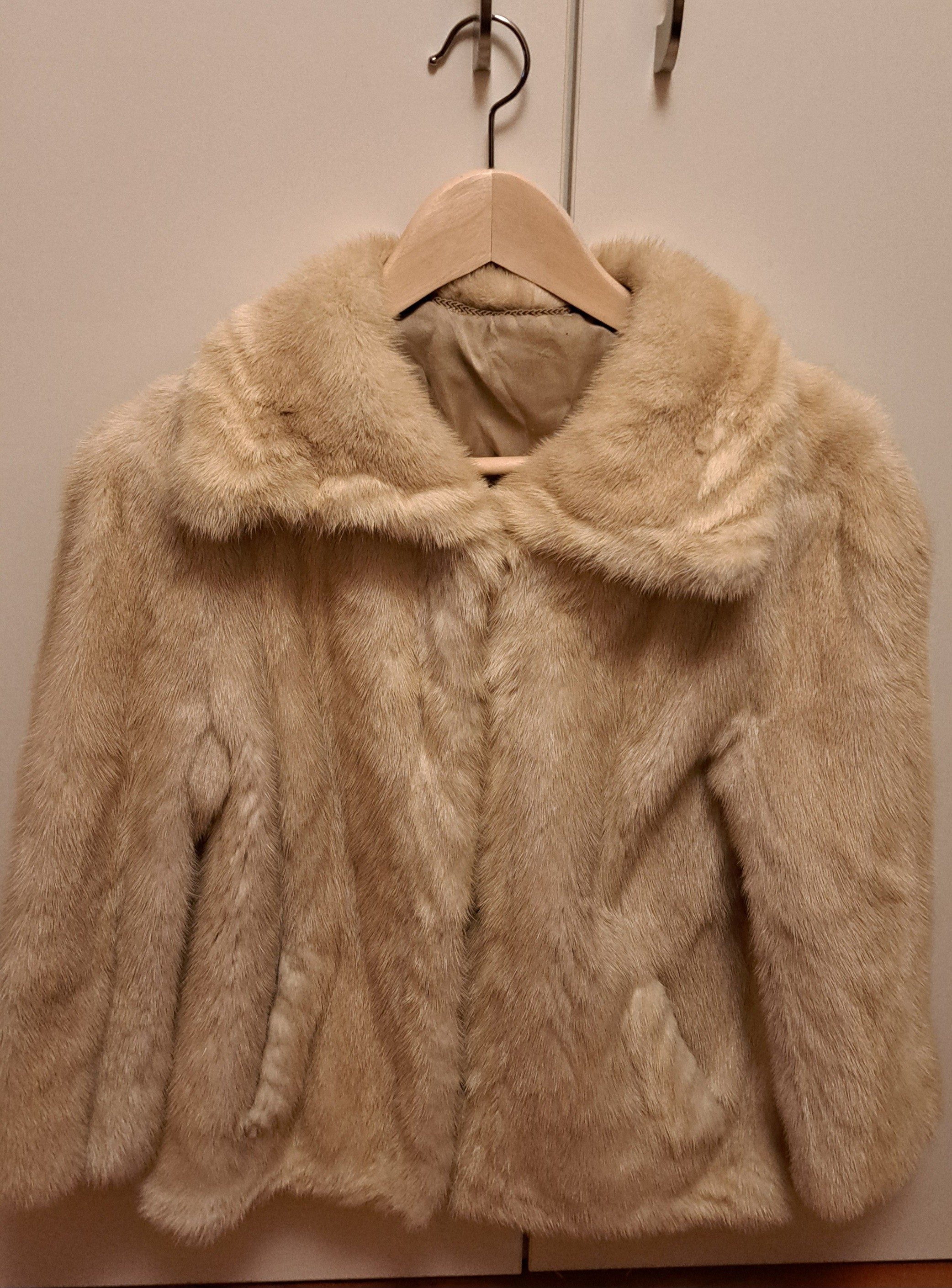 Eingereichtes Pelzstück – Beispiel 1 Bild 3