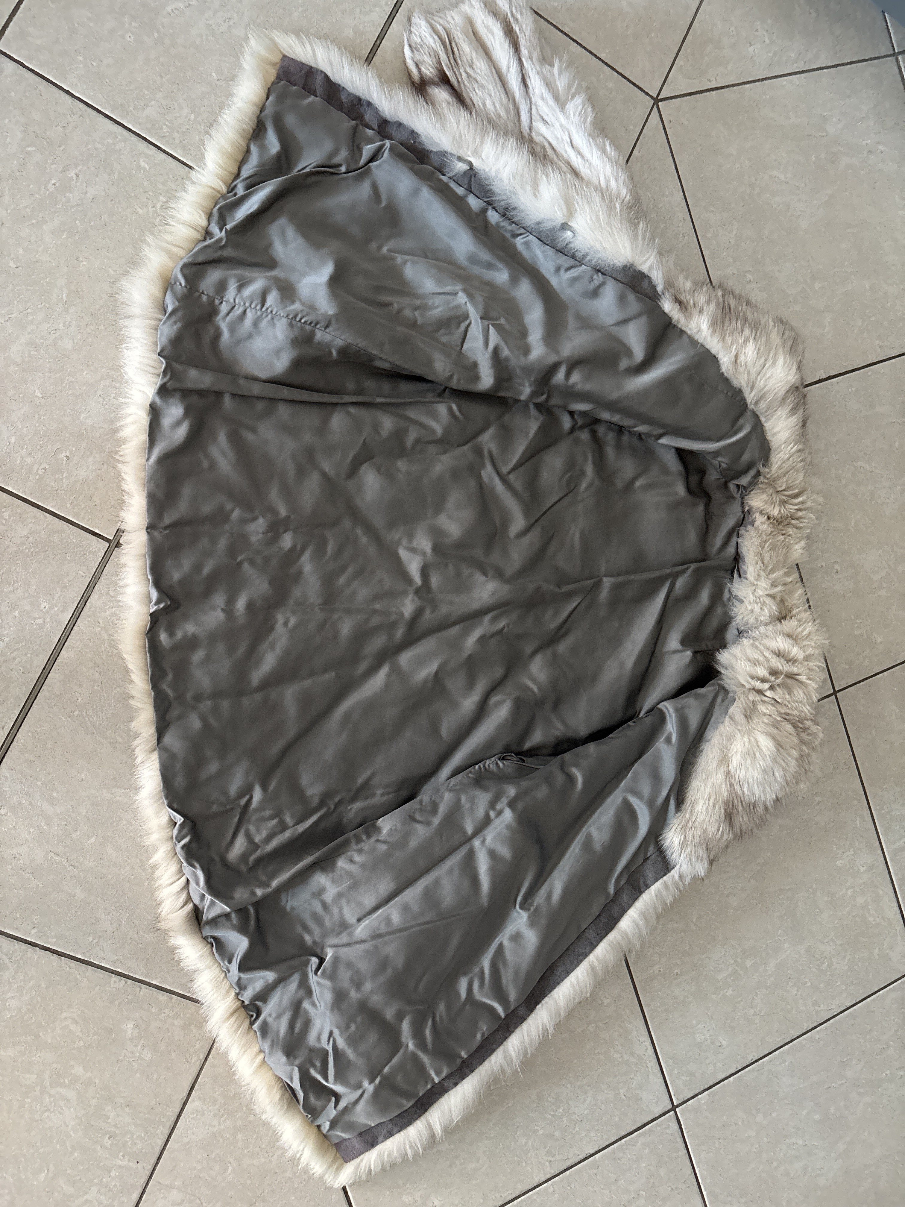 Eingereichtes Pelzstück – Beispiel 119.1 Bild 2