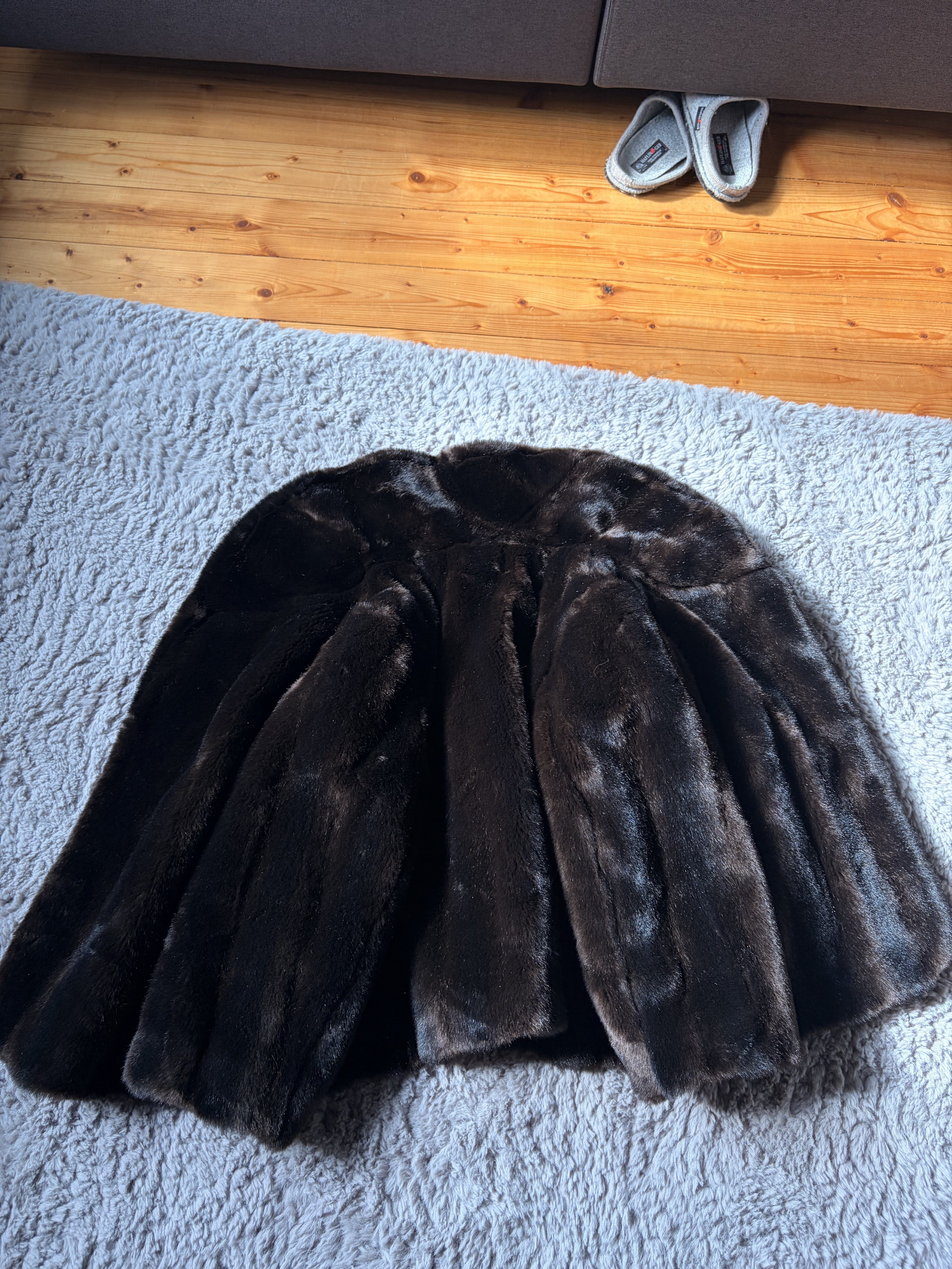 Eingereichtes Pelzstück – Beispiel 50 Bild 2