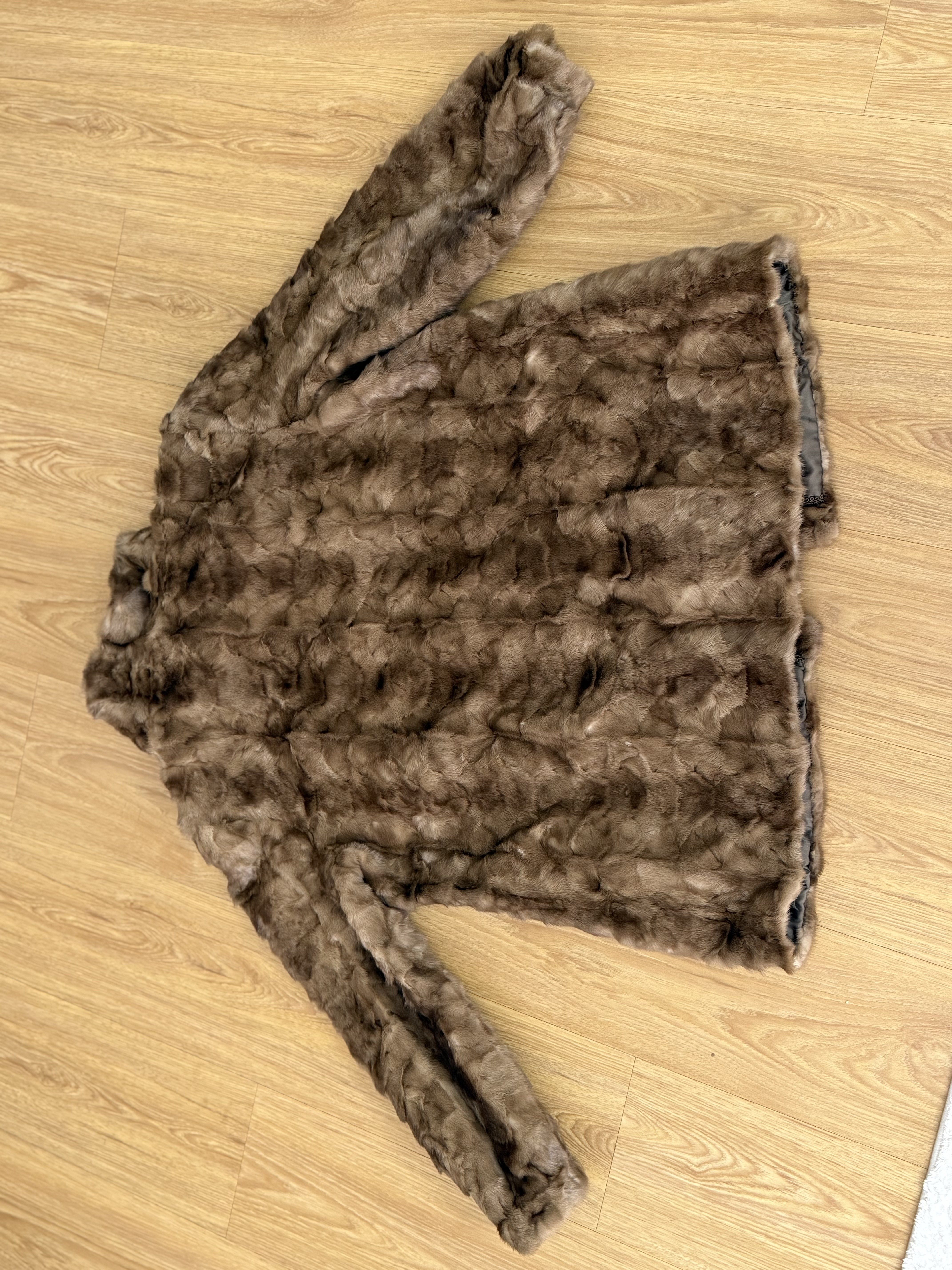 Eingereichtes Pelzstück – Beispiel 245 Bild 9