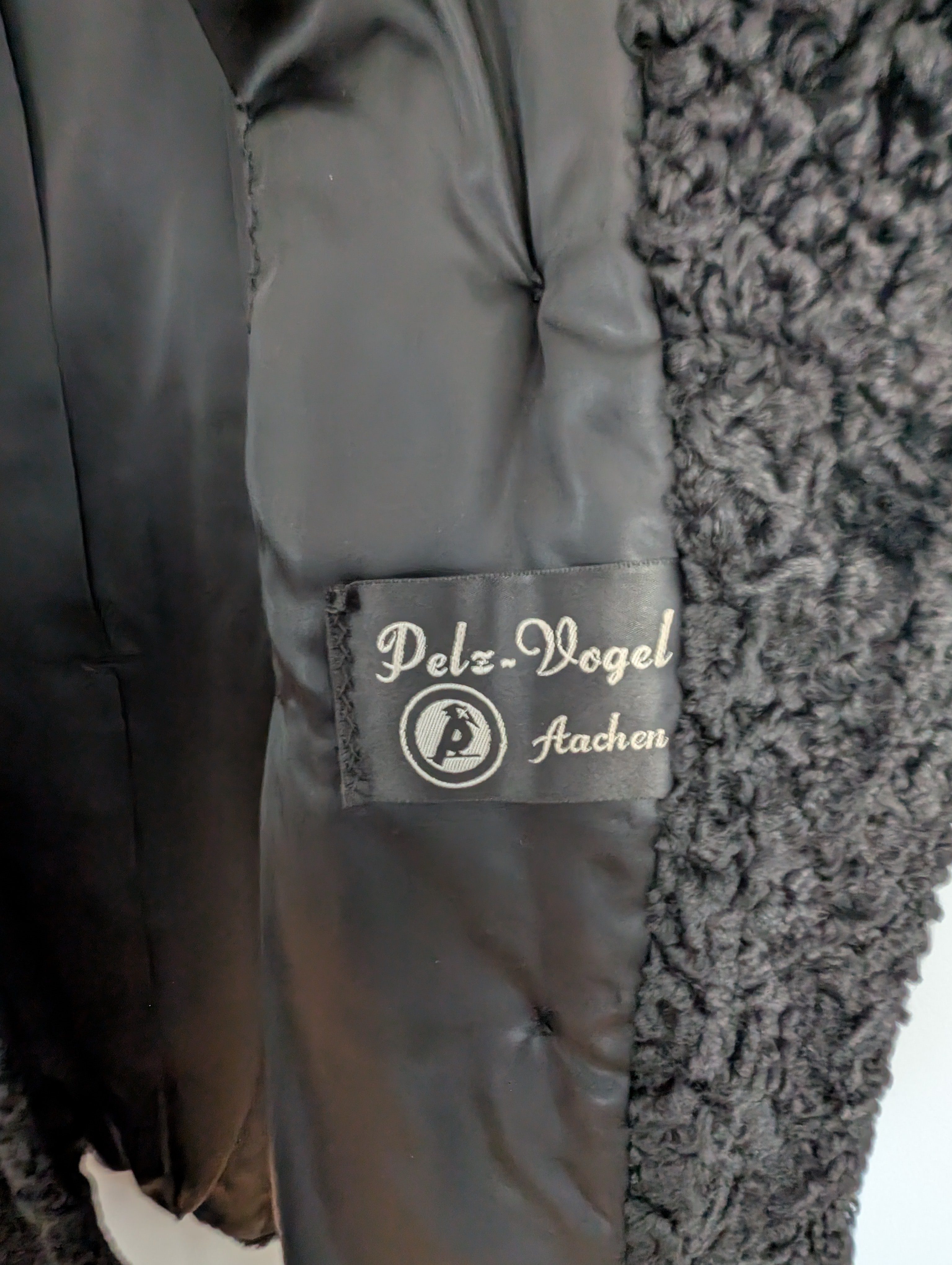 Eingereichtes Pelzstück – Beispiel 10 Bild 1