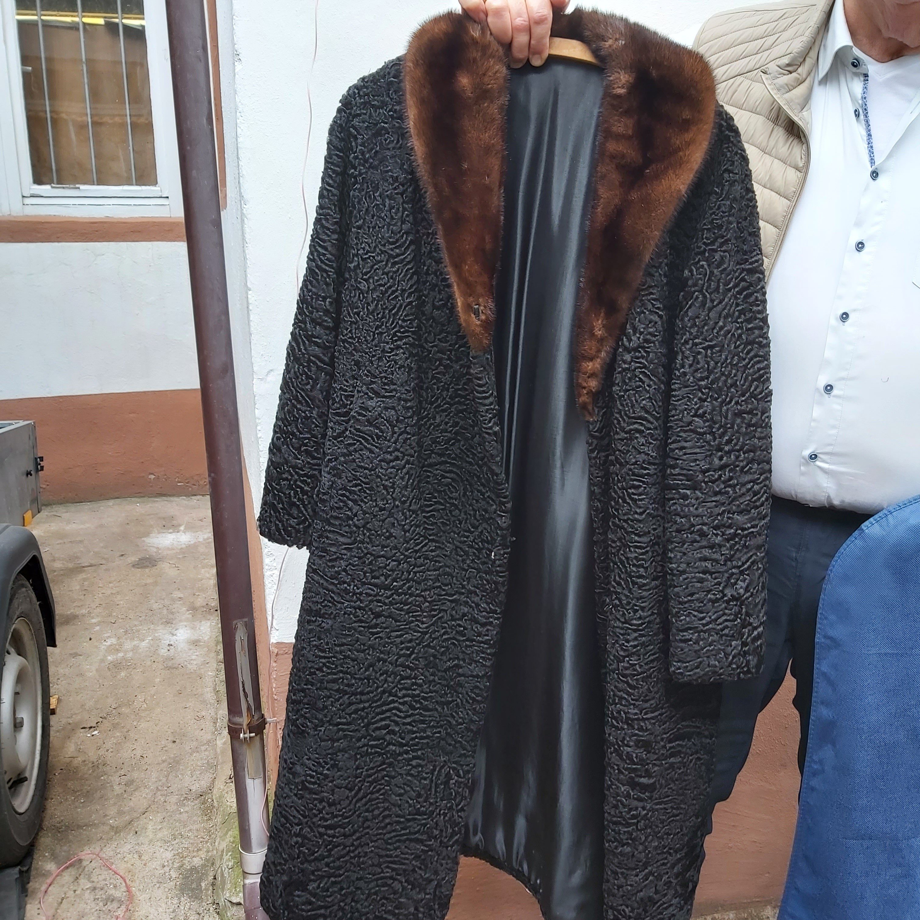 Eingereichtes Pelzstück – Beispiel 55.1 Bild 3