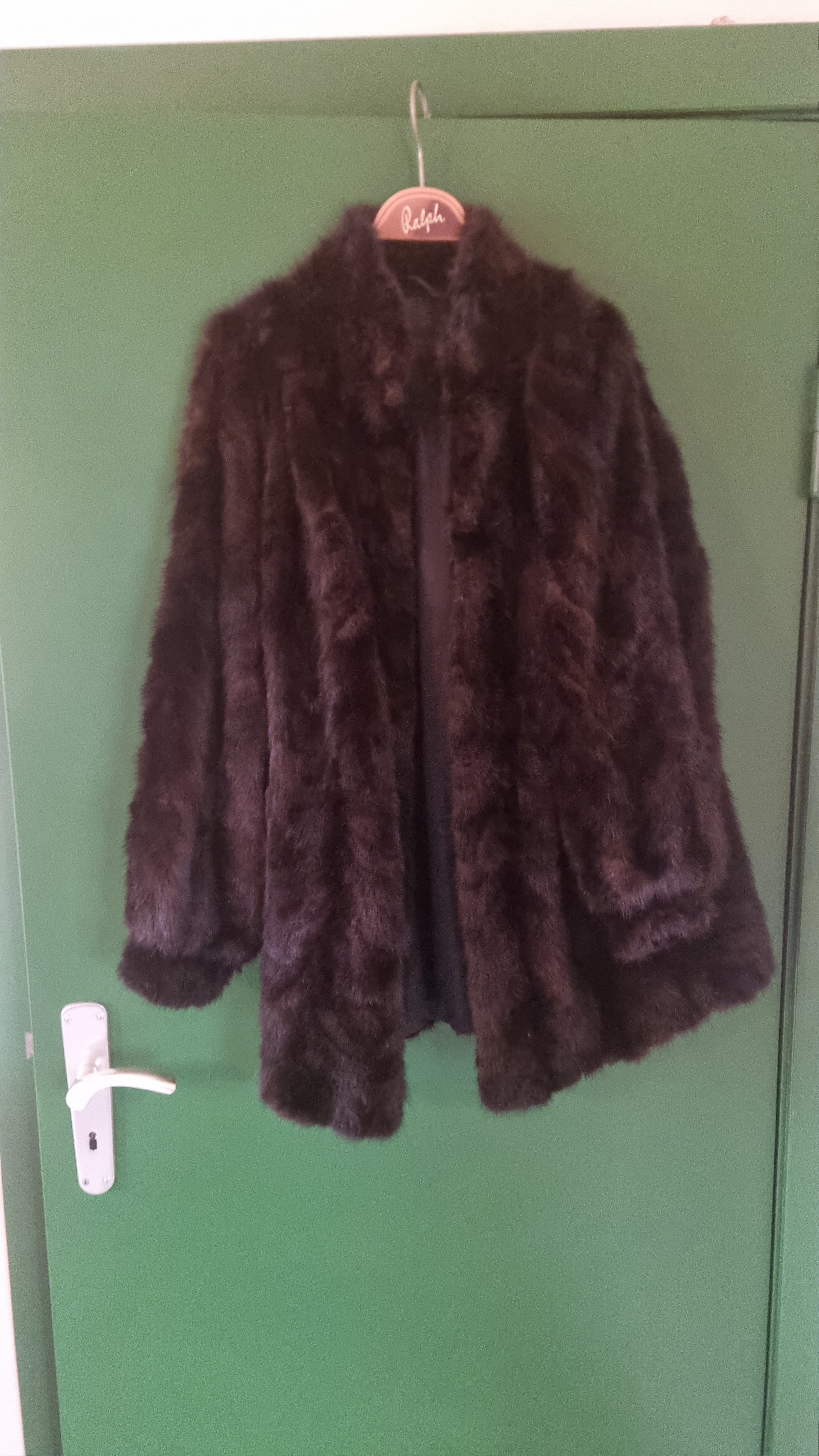 Eingereichtes Pelzstück – Beispiel 25 Bild 3