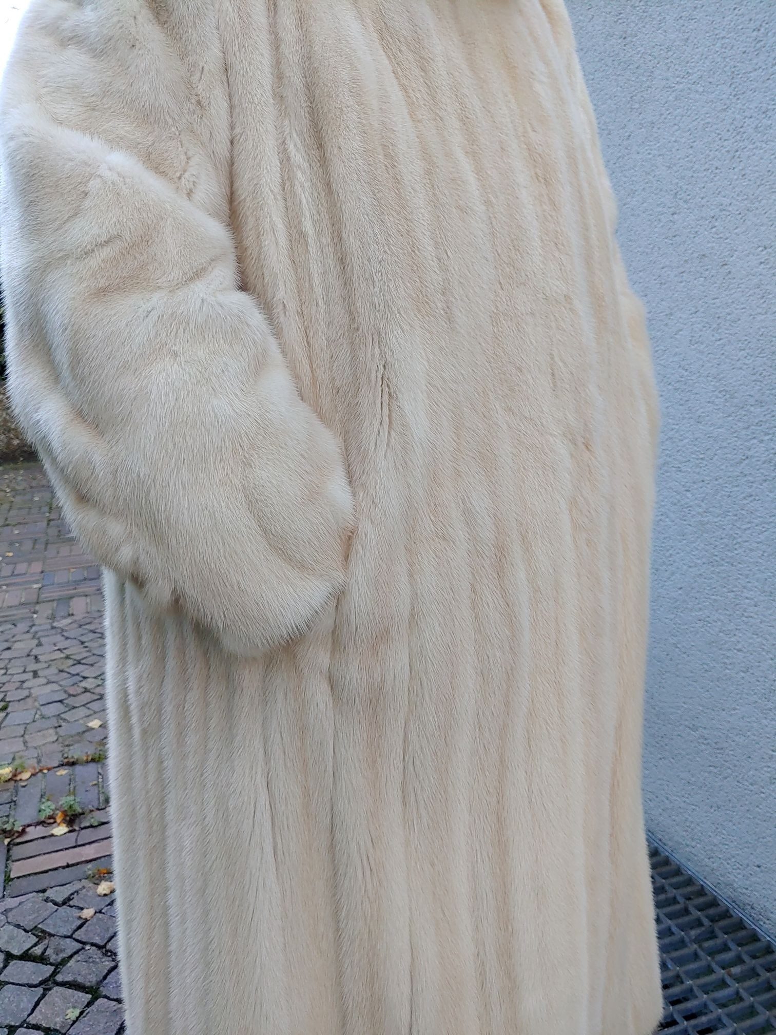 Eingereichtes Pelzstück – Beispiel 223.2 Bild 3