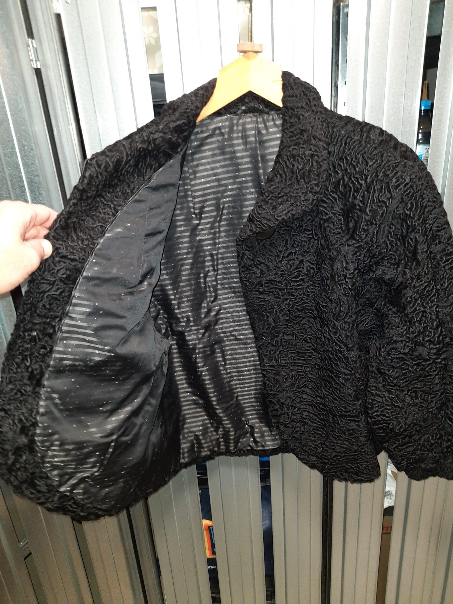 Eingereichtes Pelzstück – Beispiel 226.6 Bild 4