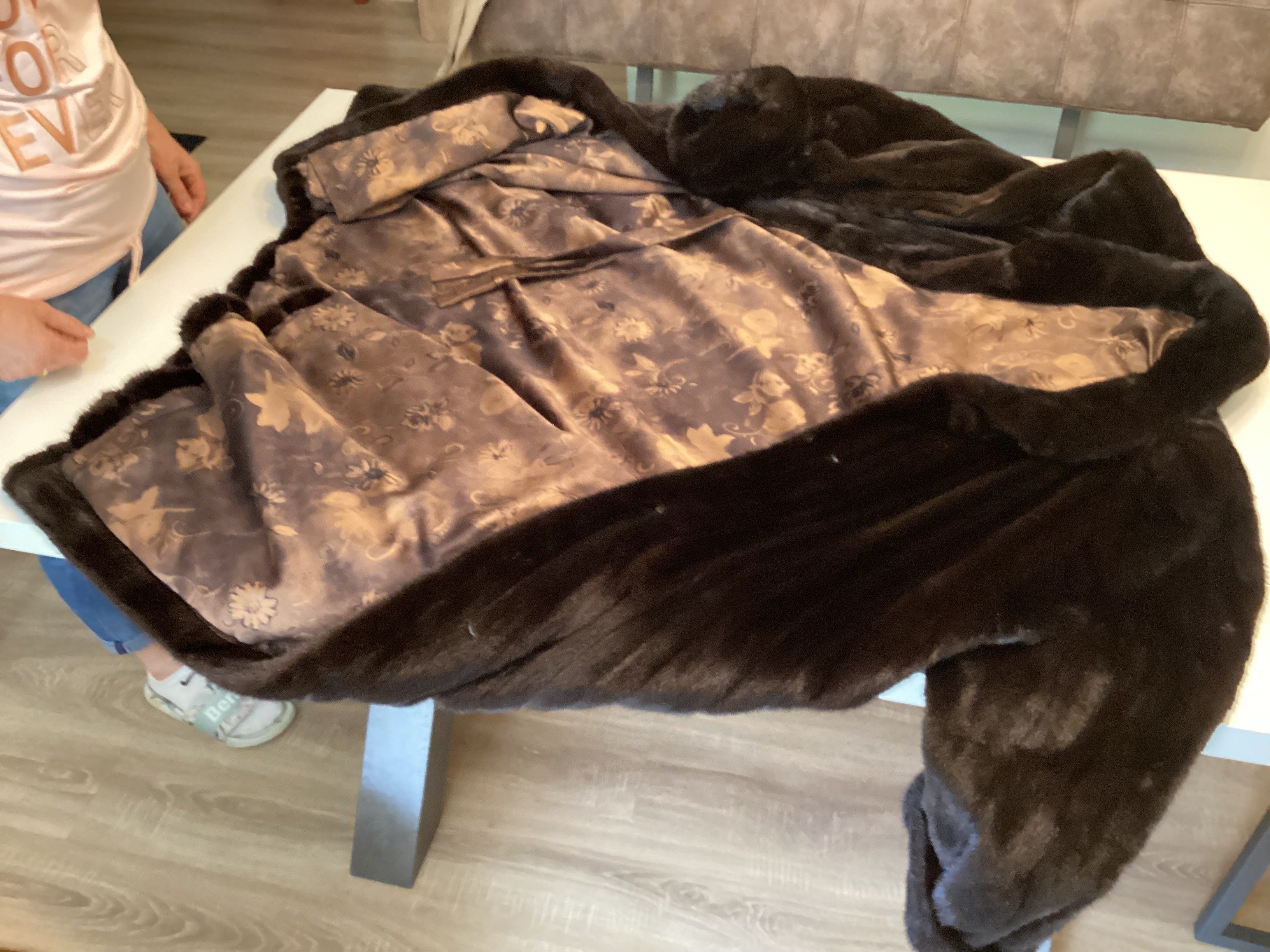 Eingereichtes Pelzstück – Beispiel 92.2 Bild 4