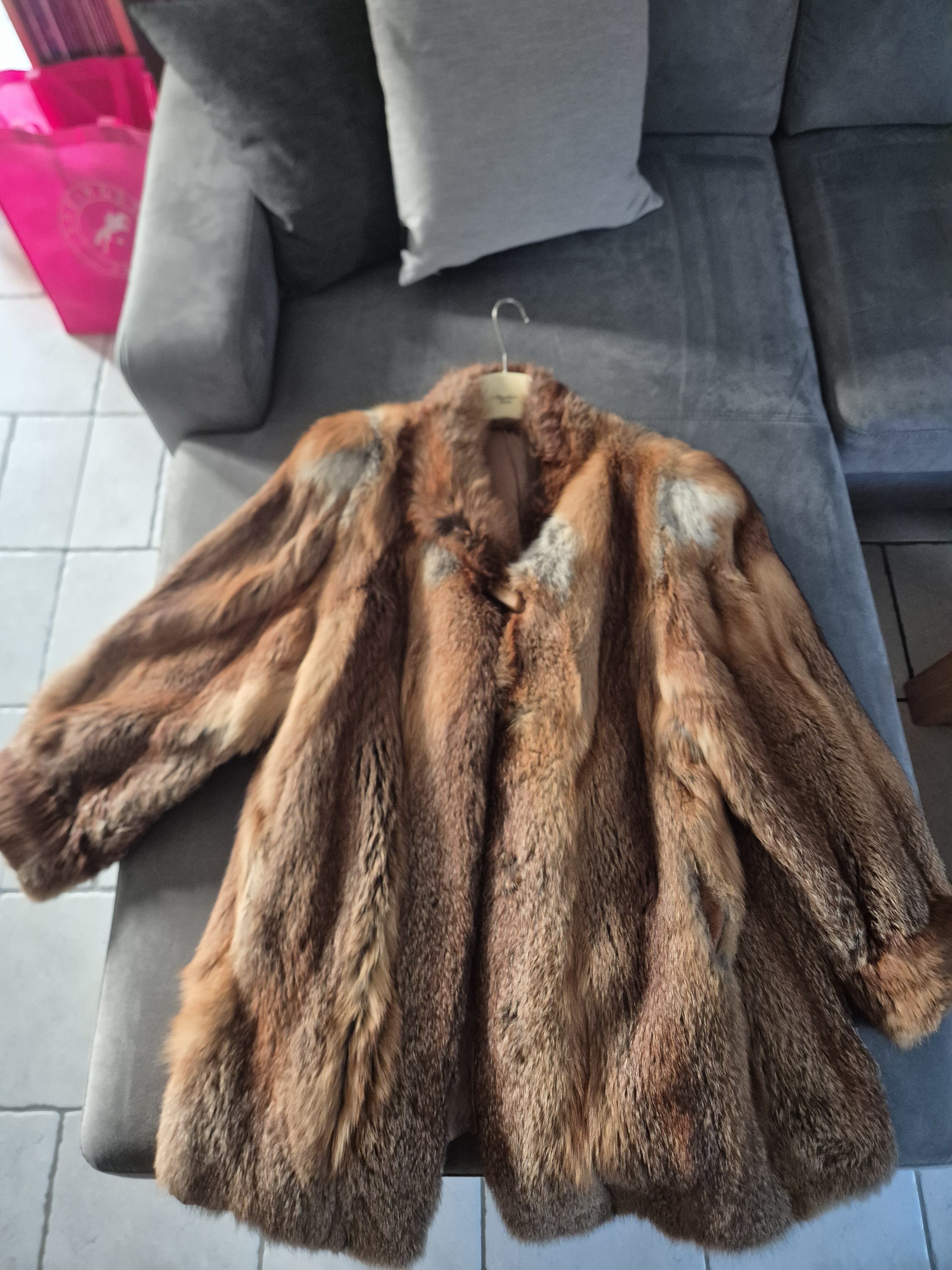 Eingereichtes Pelzstück – Beispiel 1 Bild 1