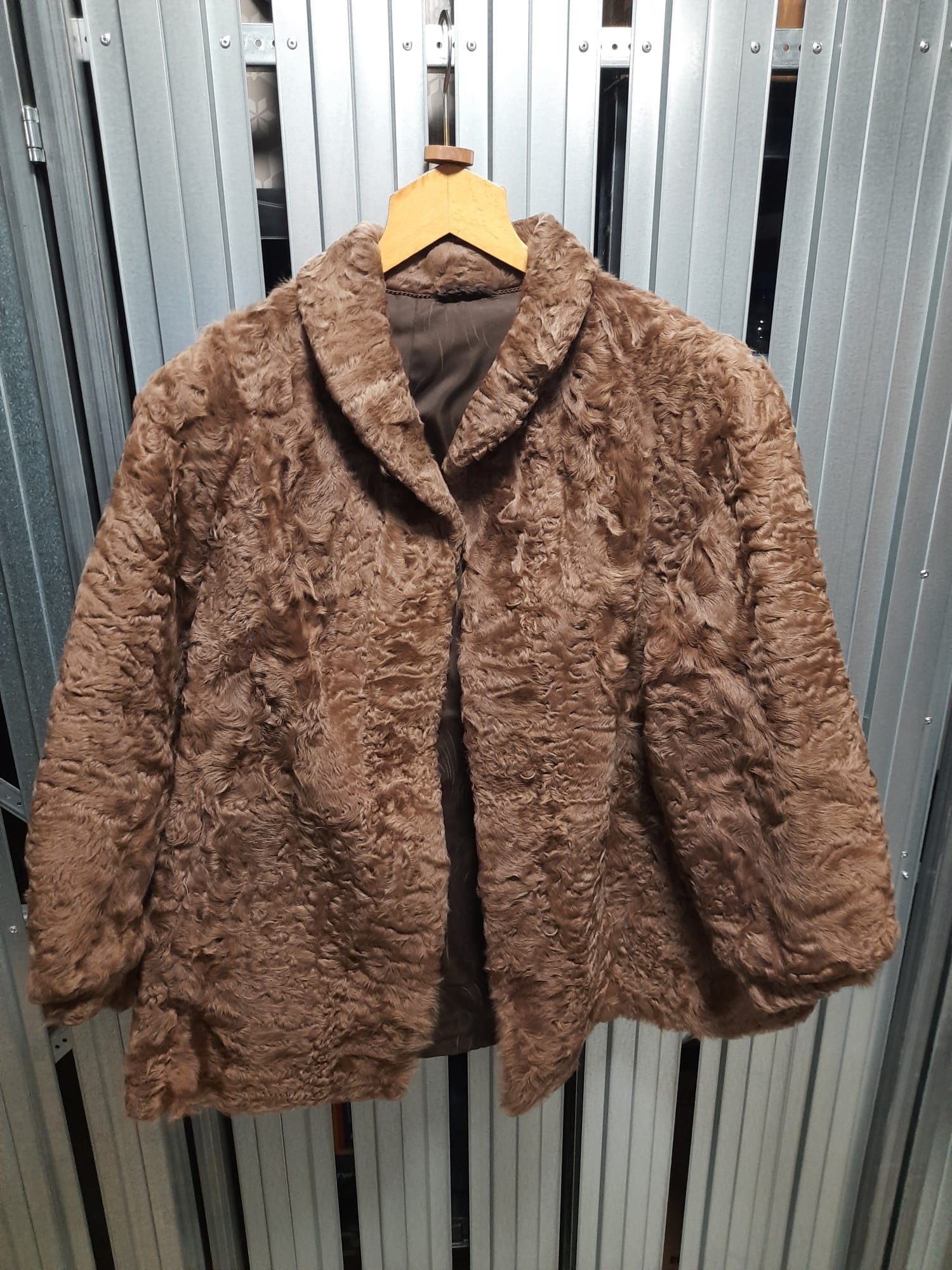 Eingereichtes Pelzstück – Beispiel 226.4 Bild 2