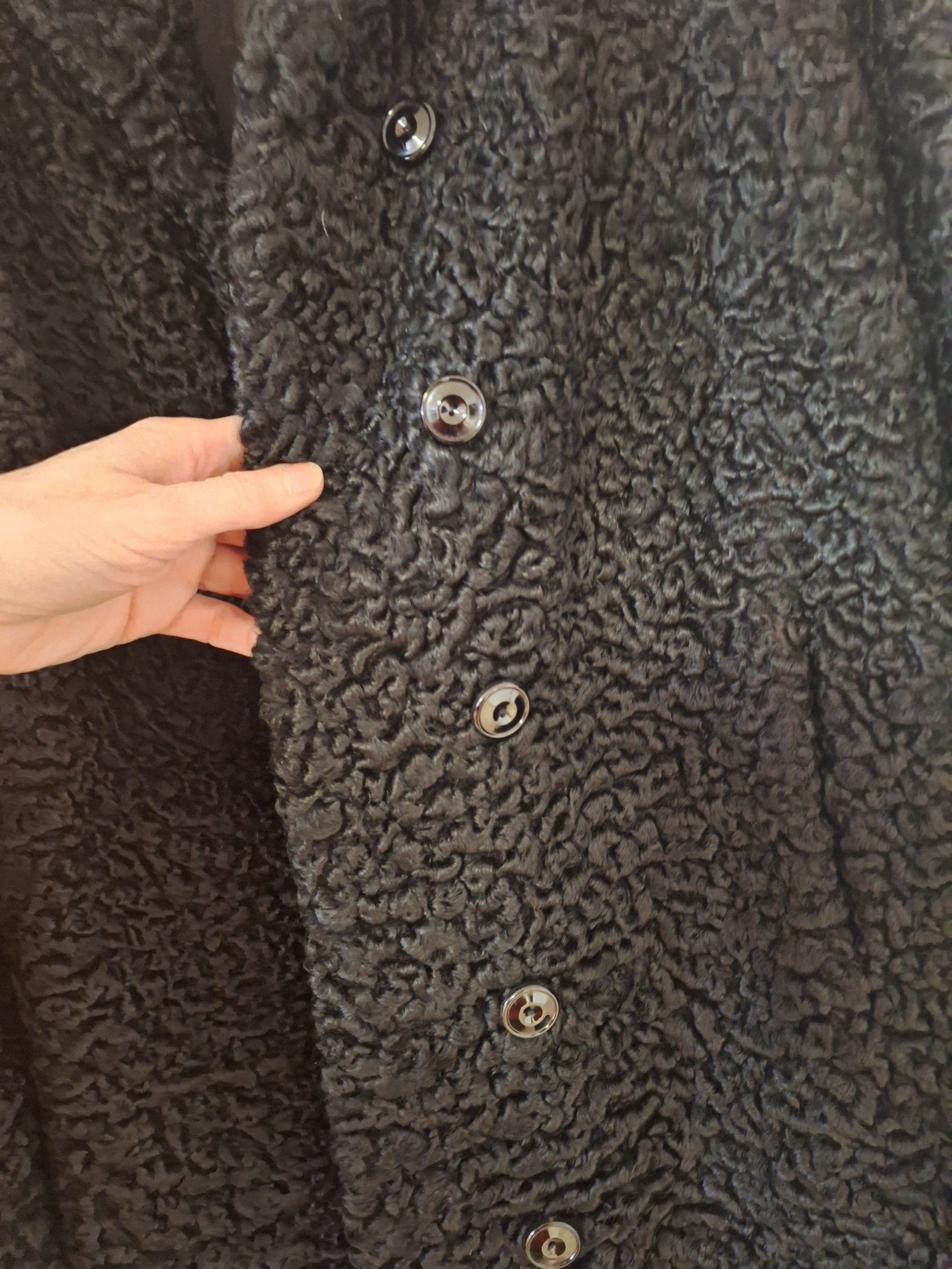 Eingereichtes Pelzstück – Beispiel 38 Bild 2