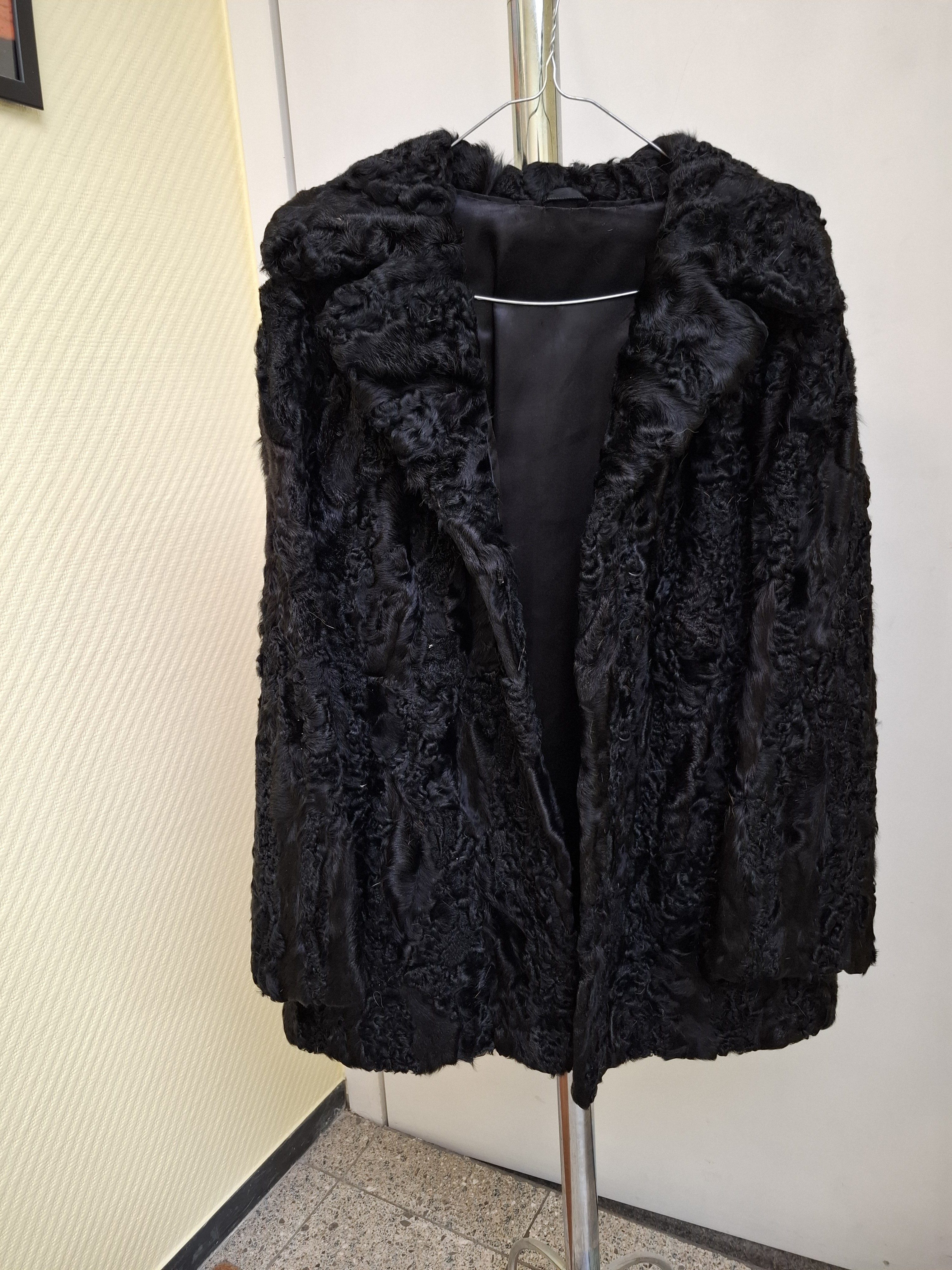 Eingereichtes Pelzstück – Beispiel 47.3 Bild 1