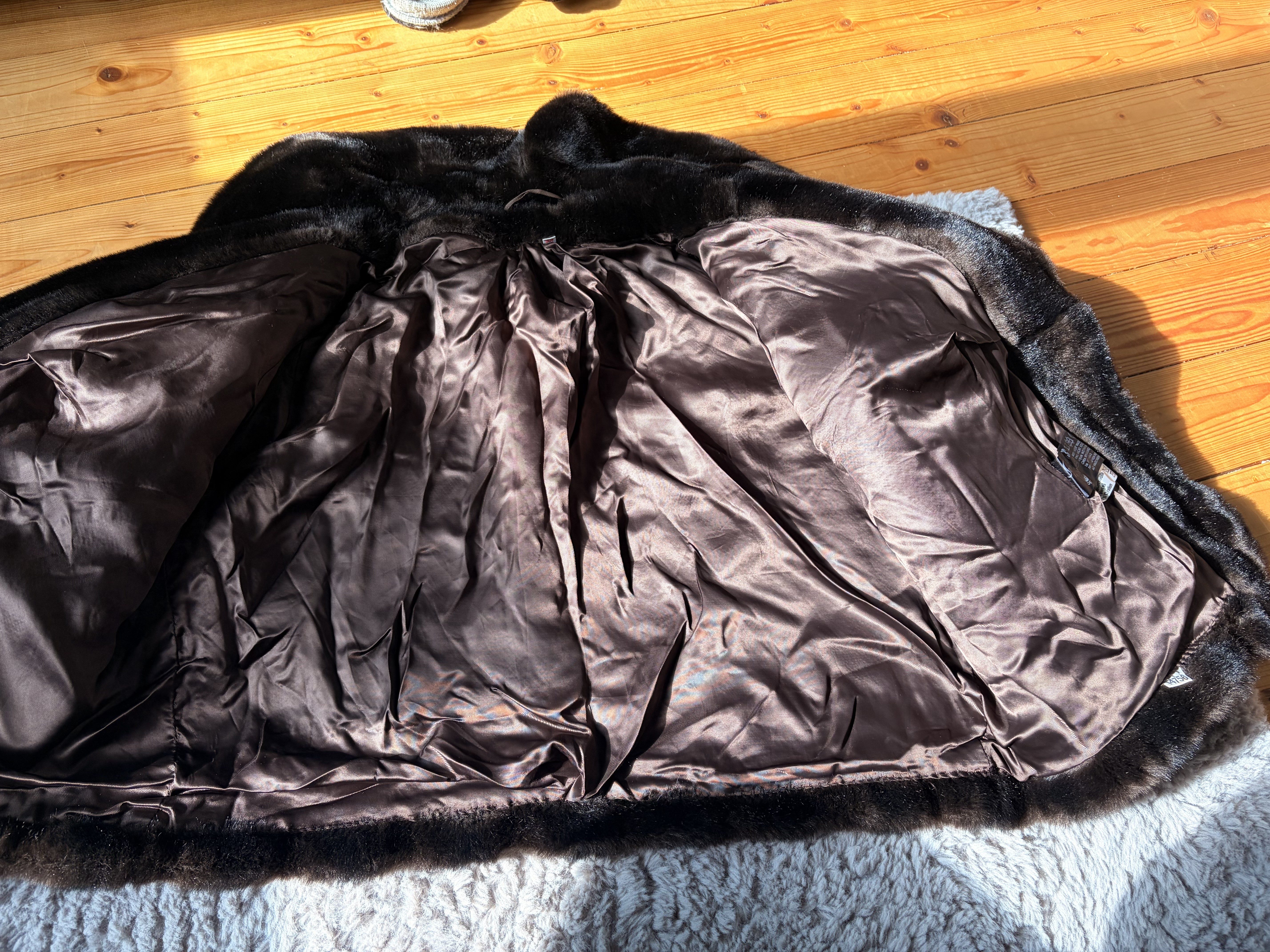 Eingereichtes Pelzstück – Beispiel 50 Bild 3