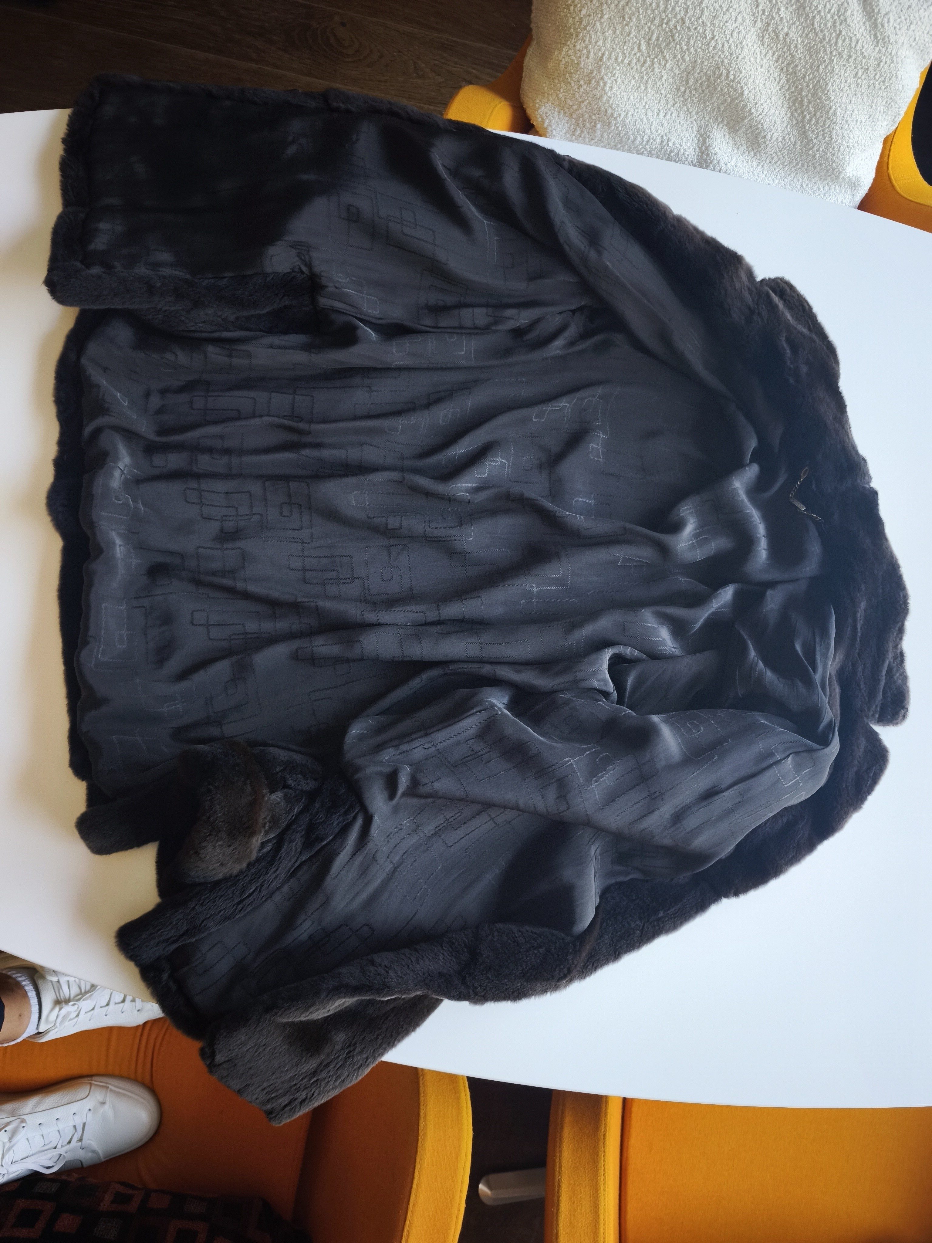Eingereichtes Pelzstück – Beispiel 129 Bild 10