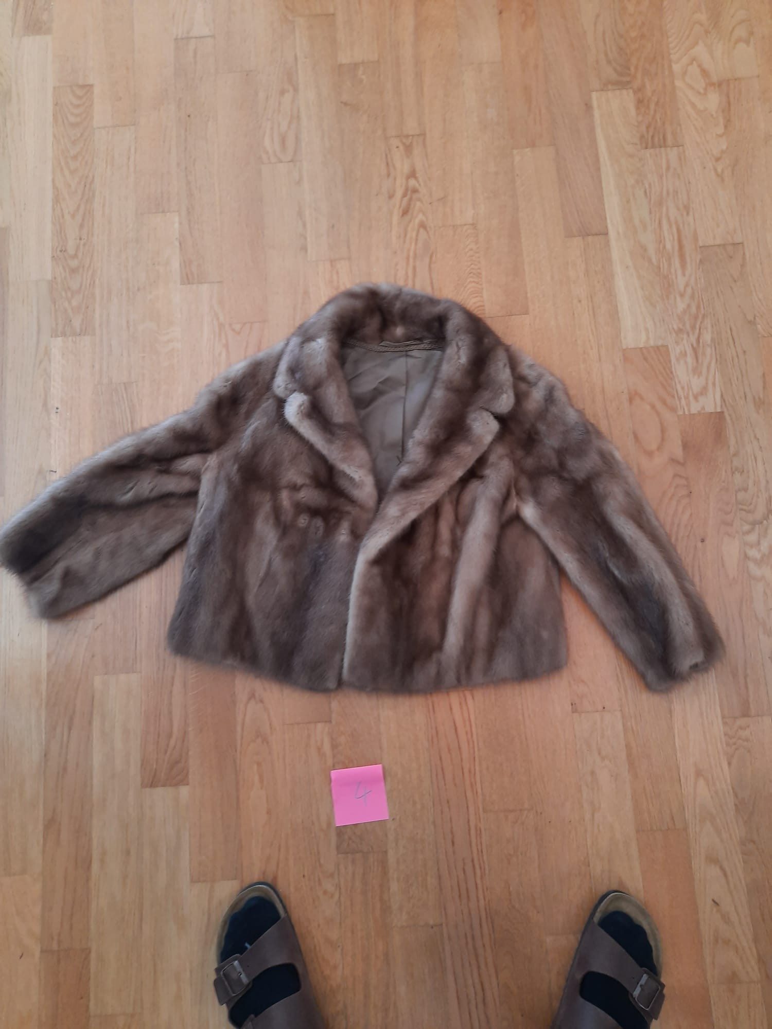 Eingereichtes Pelzstück – Beispiel 226.5 Bild 5